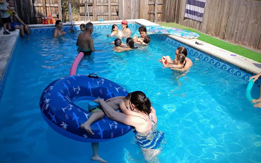 Piscina y descanso